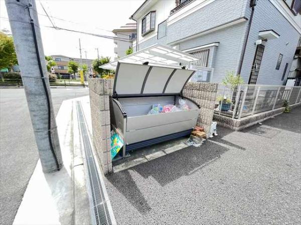 ルミエール東太子