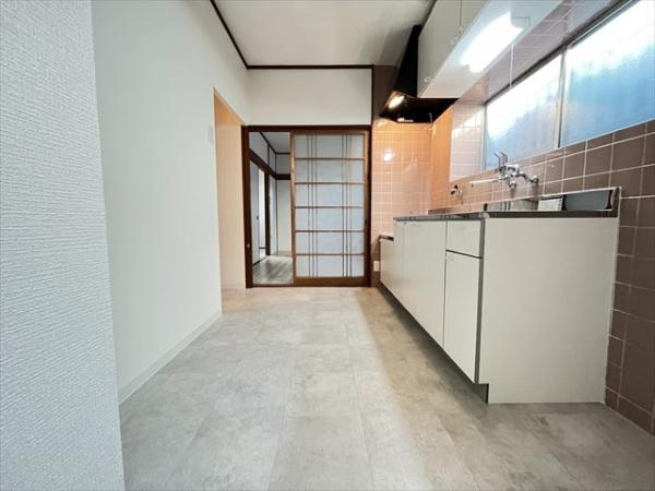 久宝園3丁目貸家