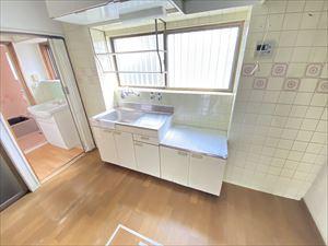蔵之内戸建て（ガレージ付き）