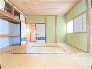 蔵之内戸建て（ガレージ付き）