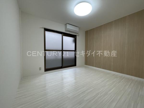 春日町西田マンション(洋室)