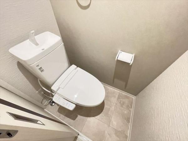 セレニティ法善寺