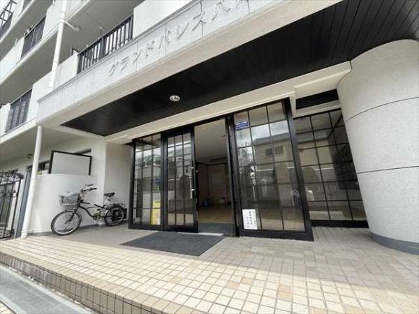 グランドパレス八尾