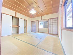 恩智北町１丁目戸建て（ガレージ付き）