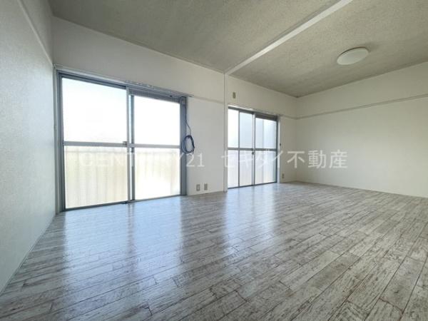 重尾マンション