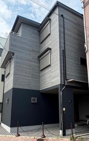 山本町南1丁目戸建（ガレージ付き）