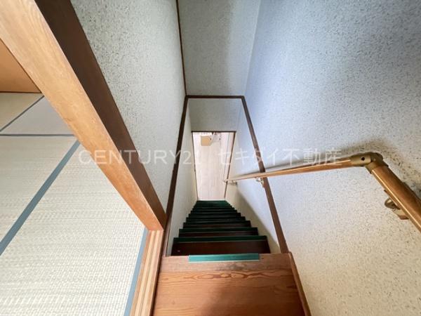 フォレストヒルズ西弓削連棟貸家