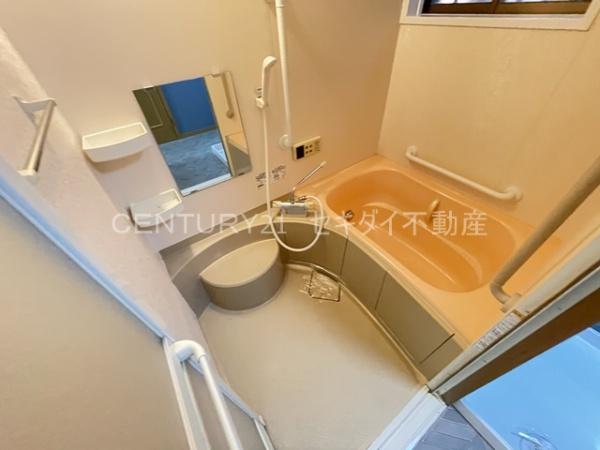 フォレストヒルズ西弓削連棟貸家