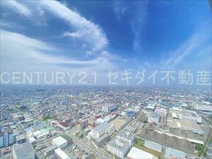 メガシティタワーズ