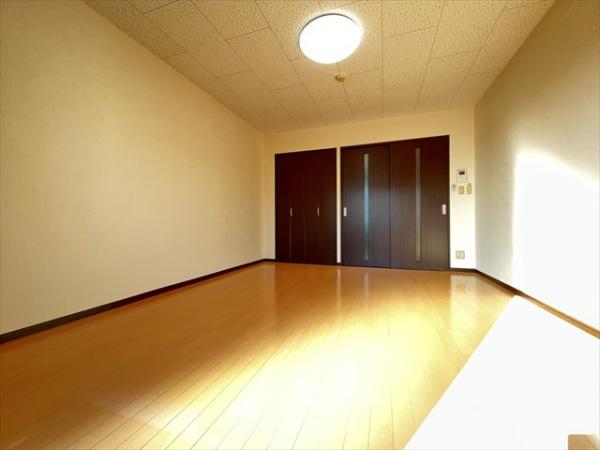 アンプルールクラージュエトッフ