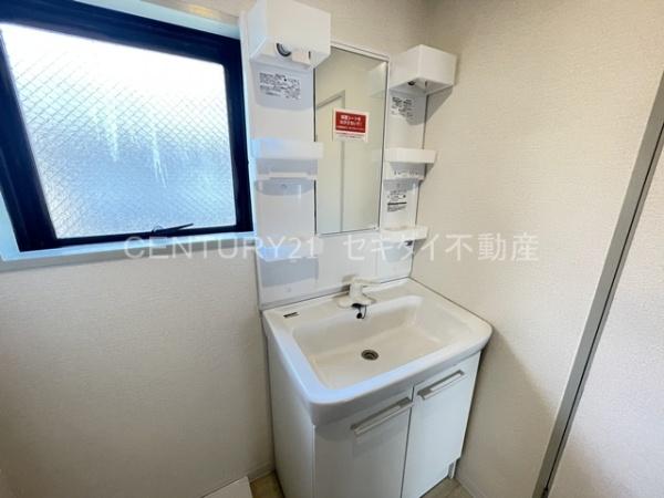 ラインプラザ本郷