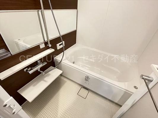 エクレールカララ