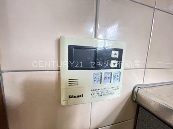 東山本町1丁目ガレージ付き戸建て