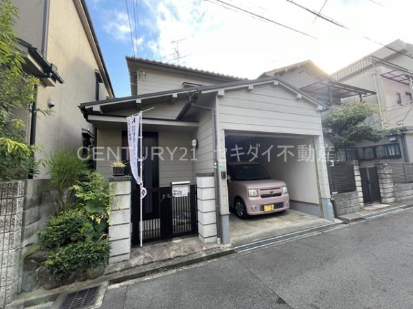東山本町1丁目ガレージ付き戸建て