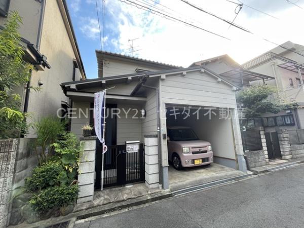 東山本町1丁目ガレージ付き戸建て