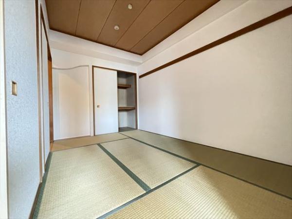 エスリード八尾光町