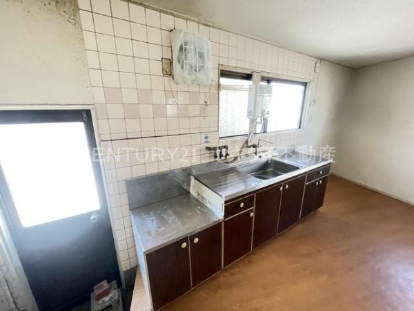 末広町3丁目貸家