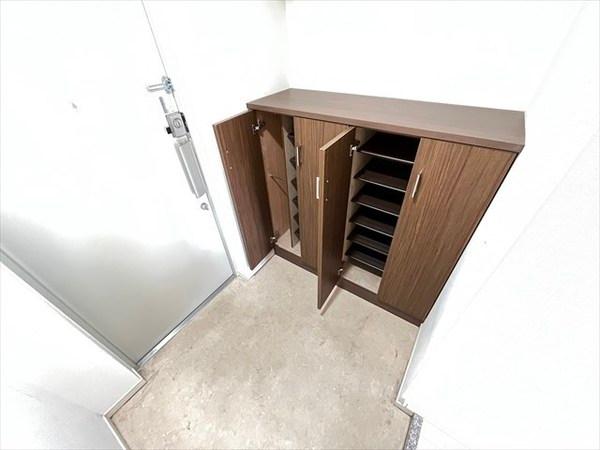 メゾン新町