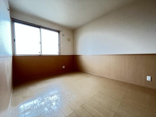 アピテ高安(洋室)