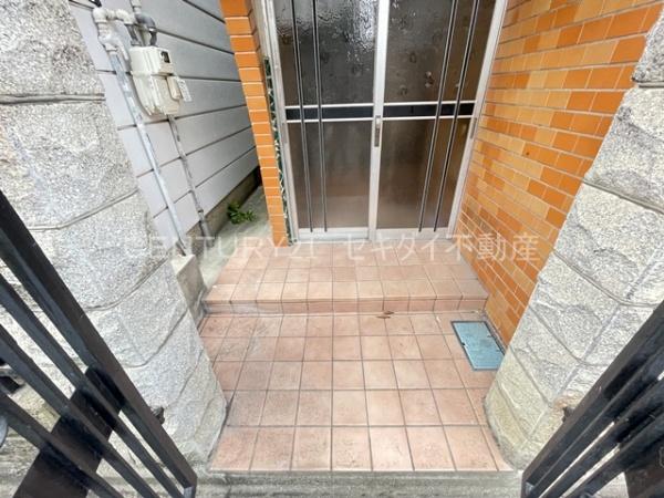 山本町北6丁目貸家