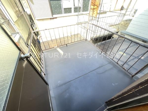 ロッヂt高安町北5丁目貸家