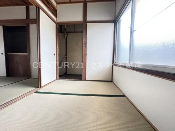 明美町2丁目貸家