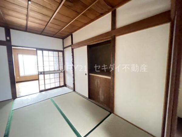 明美町2丁目貸家