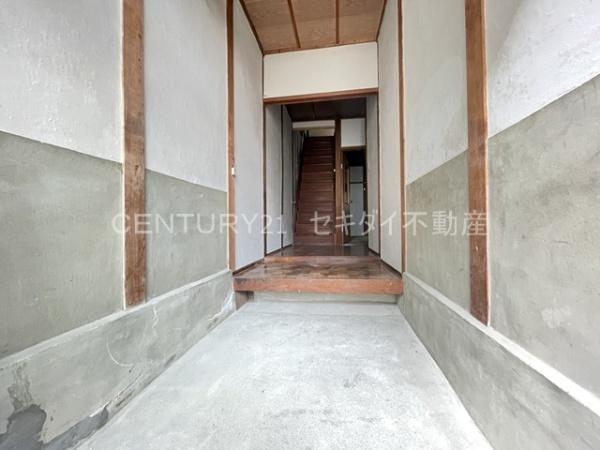 明美町2丁目貸家