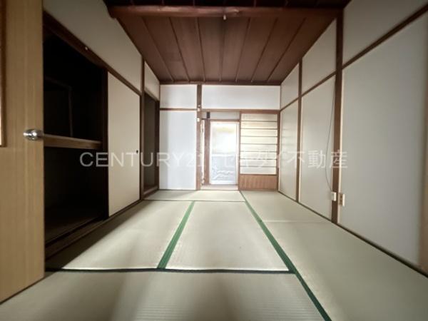 明美町2丁目貸家