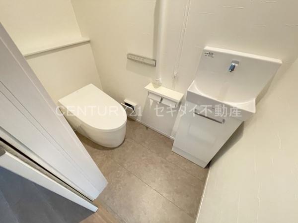 南植松町5丁目戸建て
