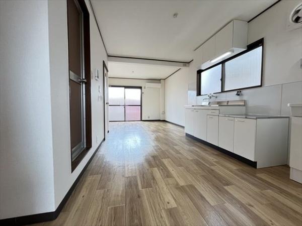 ロアール金岡B棟
