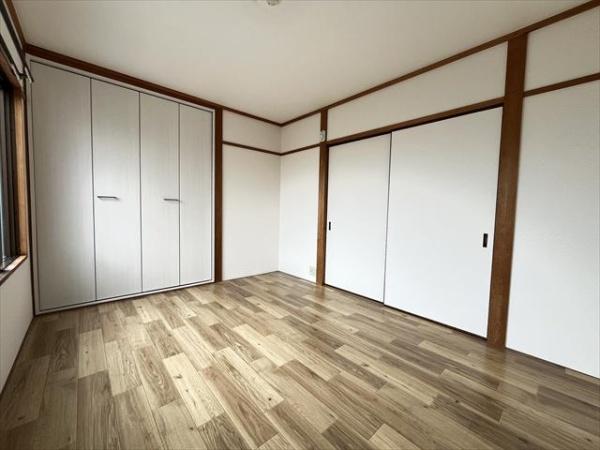 ロアール金岡B棟