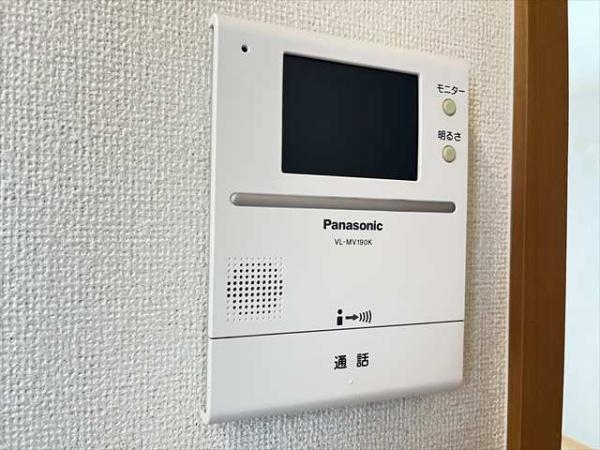 東大阪市衣摺３丁目のアパート
