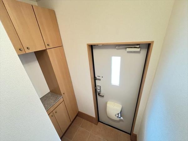 東大阪市衣摺３丁目のアパート
