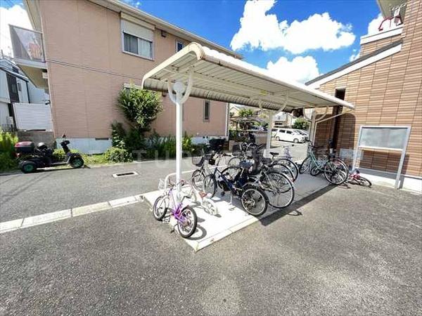 東大阪市衣摺３丁目のアパート