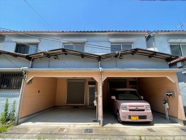 松山町テラスハウス（車庫付き）