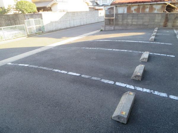 ラフィーネ吉井