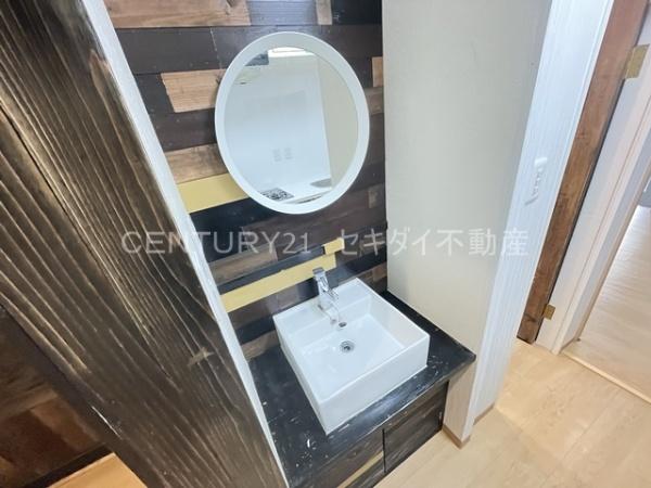 八尾木1丁目貸家