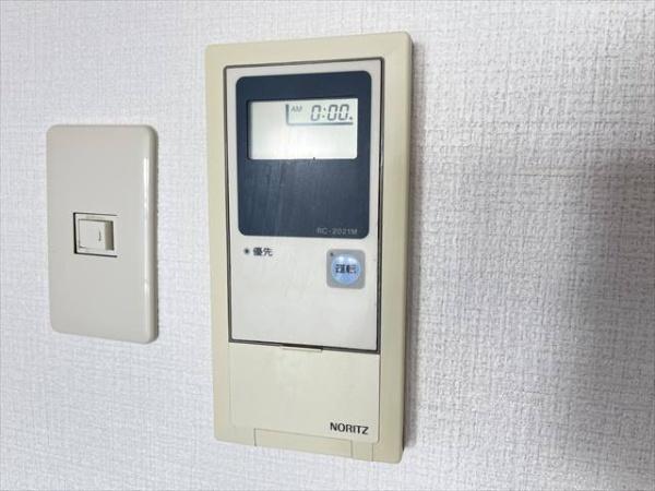 プロスベール高安