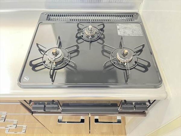 プロスベール高安