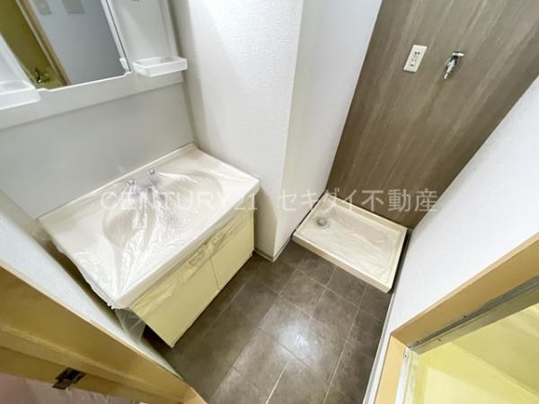サンハイツ南本町