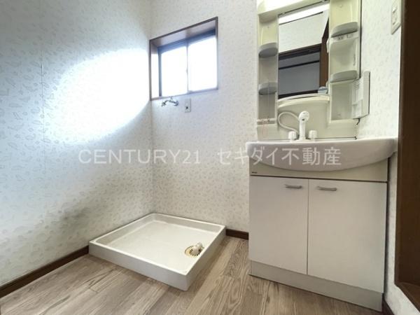 郡川6丁目戸建て(洗面台・洗面所)