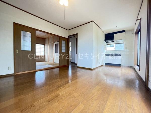 郡川6丁目戸建て(洋室)