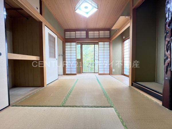 郡川6丁目戸建て(和室)
