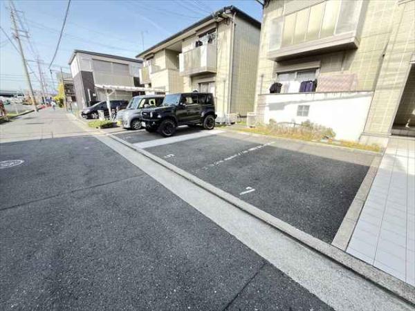 アスカハイツ(駐車場)