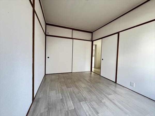 シャルル久宝寺(洋室)
