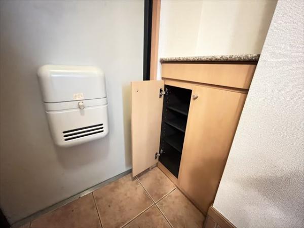 サウス高安(玄関)