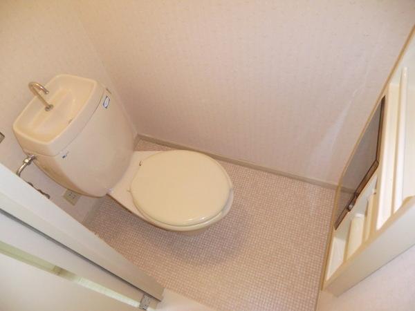 ヴィラロワール(トイレ)