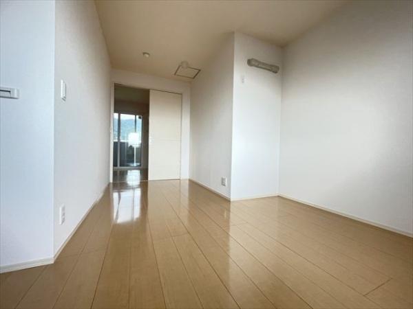 フルリール(洋室)