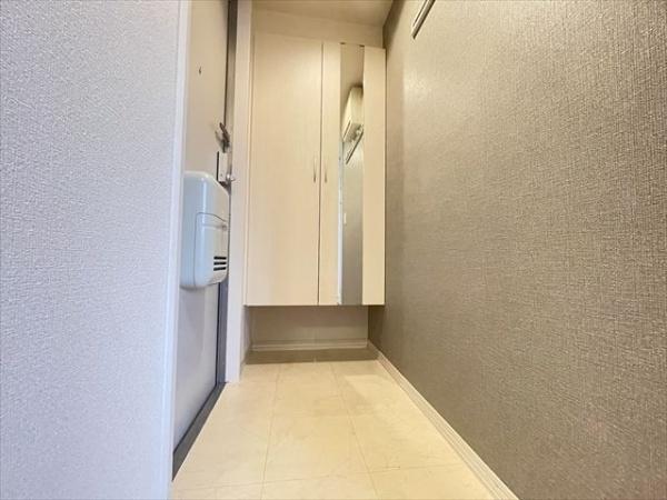 フルリール(玄関)